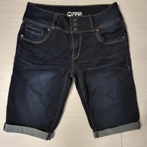 Warehouse One Bermuda Short size 4